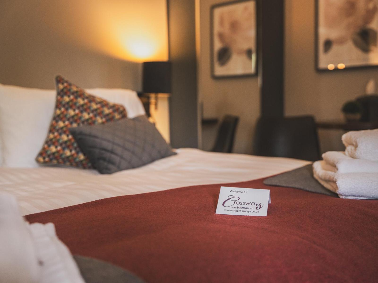 Hotel Crossways Wells Exterior foto A guest room at the Inn at the Opera